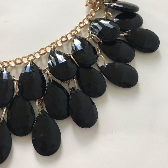Black & Gold Teardrop Statement Necklace - Picture 2 of 4